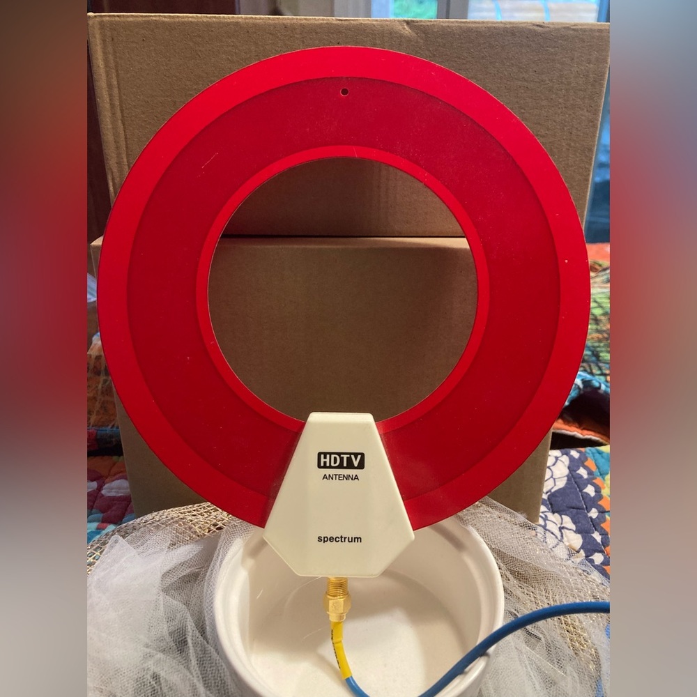 HDTV antenna